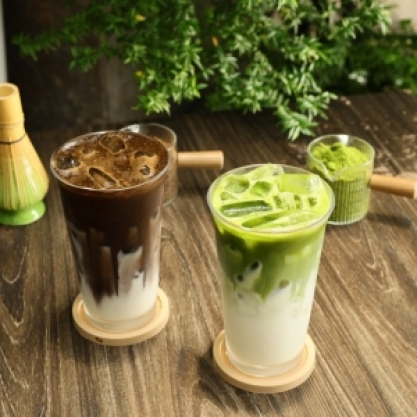 lang-cafe-noi-moi-ly-tra-duoc-cham-chut-tu-chat-luong-den-huong-vi